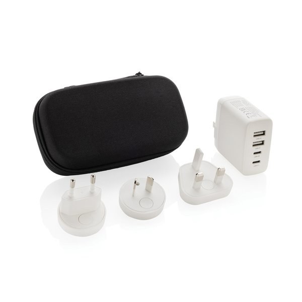 XD Collection P821.02 - TravelCharge Pro RCS gerecycled plastic reislader met USB-C