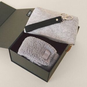 Goya 53596K - Huis Set: Toilettas, Sokken en Sleutelhanger DOC